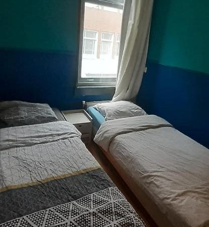 Charlotte, Not For Parties, Not A Hotel, Room With Shared Bathroom, No Kitchen Amsterdam Dış mekan fotoğraf