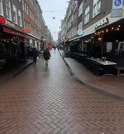 Charlotte, Not For Parties, Not A Hotel, Room With Shared Bathroom, No Kitchen Amsterdam Dış mekan fotoğraf
