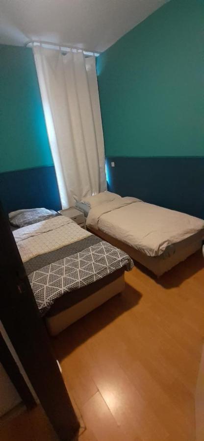 Charlotte, Not For Parties, Not A Hotel, Room With Shared Bathroom, No Kitchen Amsterdam Dış mekan fotoğraf