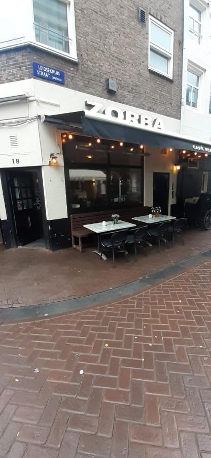 Charlotte, Not For Parties, Not A Hotel, Room With Shared Bathroom, No Kitchen Amsterdam Dış mekan fotoğraf