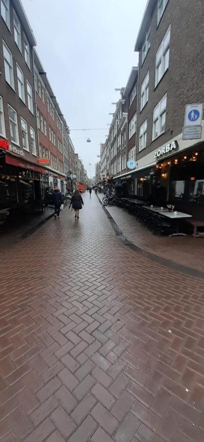 Charlotte, Not For Parties, Not A Hotel, Room With Shared Bathroom, No Kitchen Amsterdam Dış mekan fotoğraf